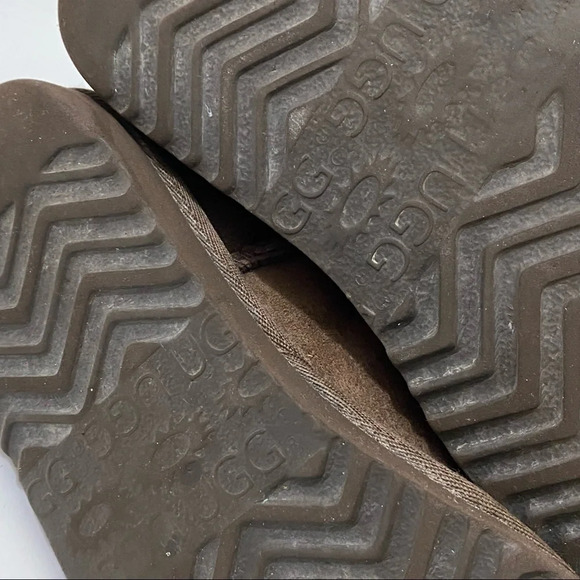 Ugg Australia Classic 5825 Boots Genuine Sheepskin Leather Upper Brown W7 - Picture 6 of 12